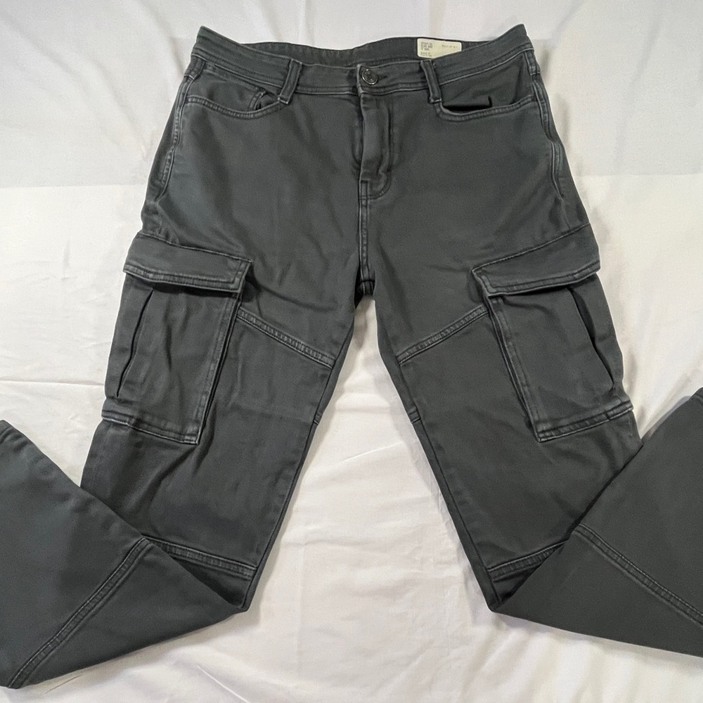 Denim&Co Gray Straight Leg Cargo Jeans
